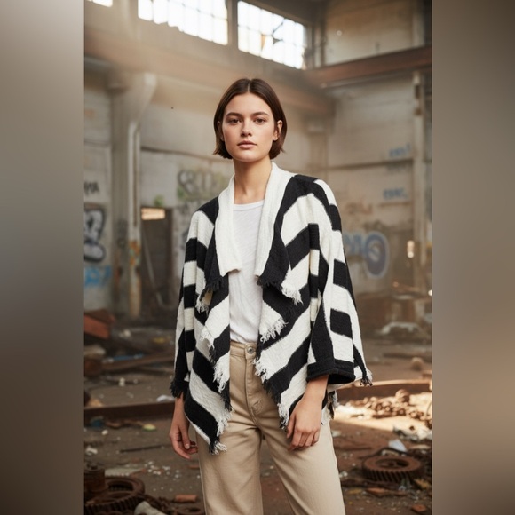 Anthropologie Sweaters - Anthropologie (Moth)Fringed and Striped Cardigan